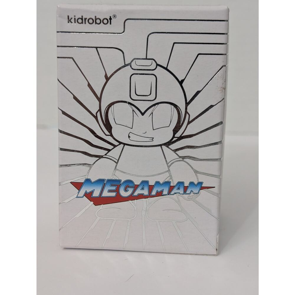 Kidrobot Mega Man 3" Chrome Edition 30th Anniversary NYCC 2018 Figure